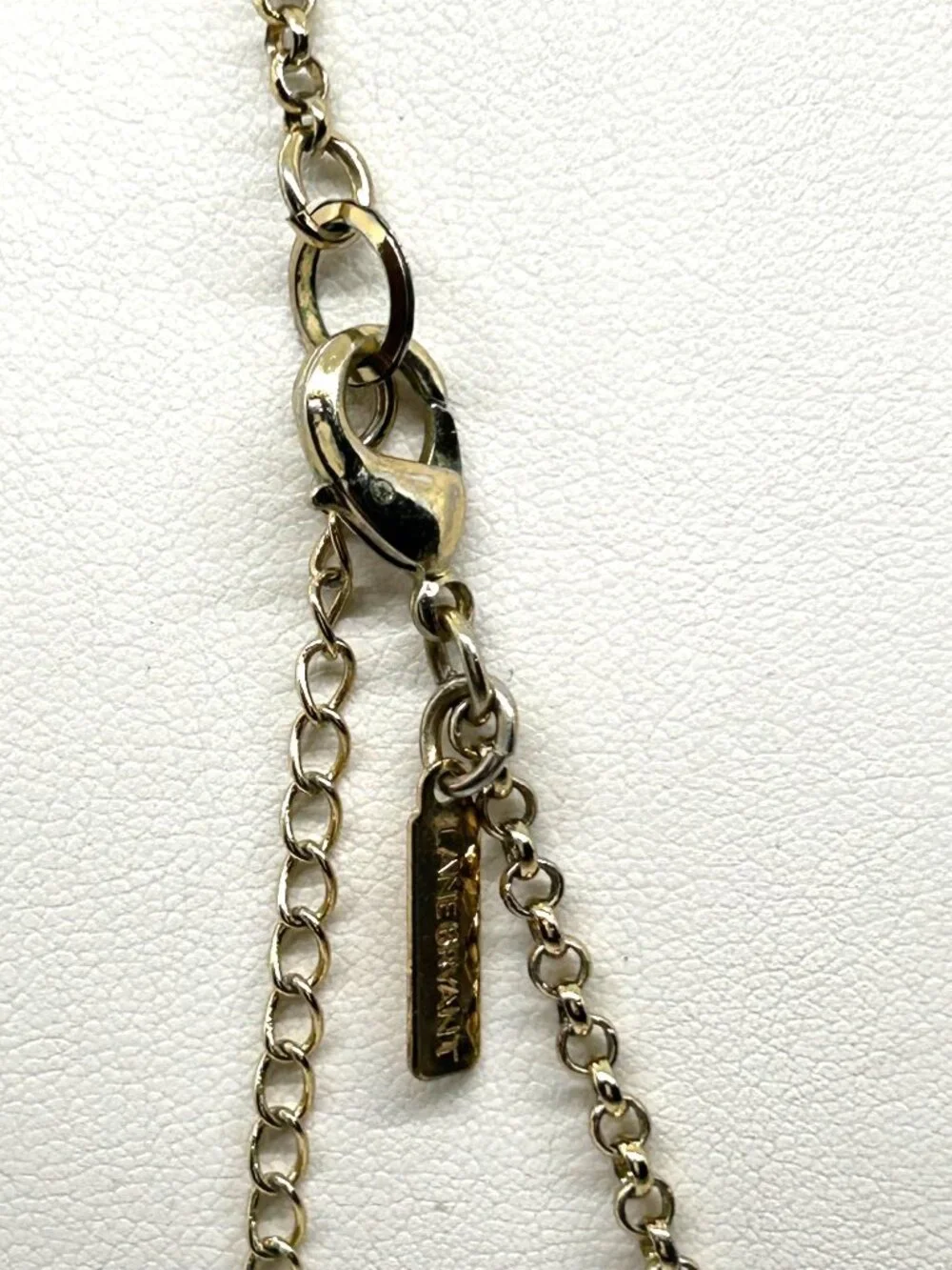 Vintage 3 Strand Layered Beaded Necklace White Tan Gold Tone Chic Boho
